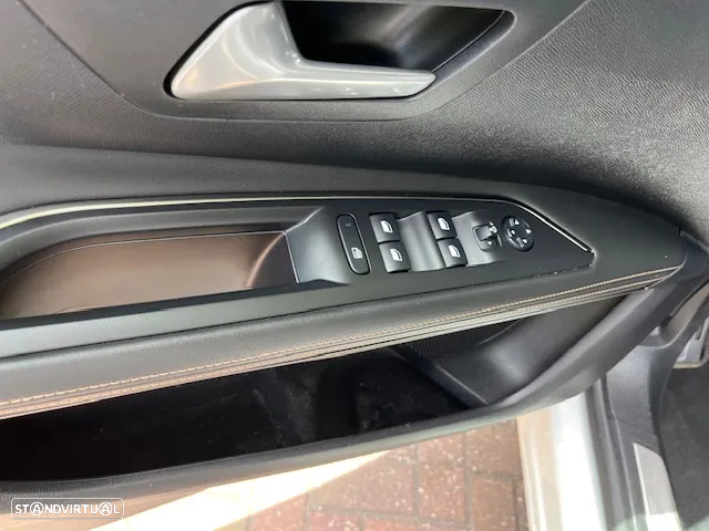 Peugeot 3008 1.2 PureTech GT Line Grip Control - 6