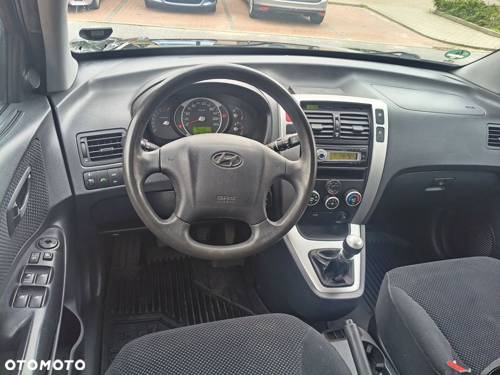 Hyundai Tucson 2.0 Comfort 2WD - 7