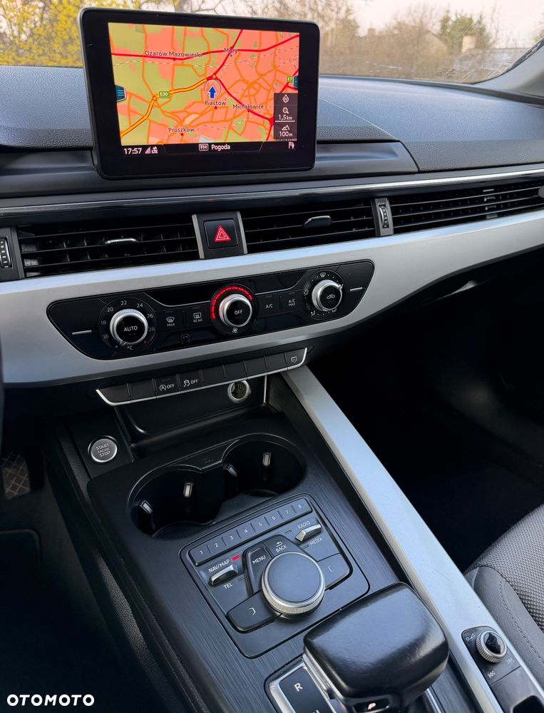 Audi A4 Avant 2.0 TDI Sport S tronic - 23