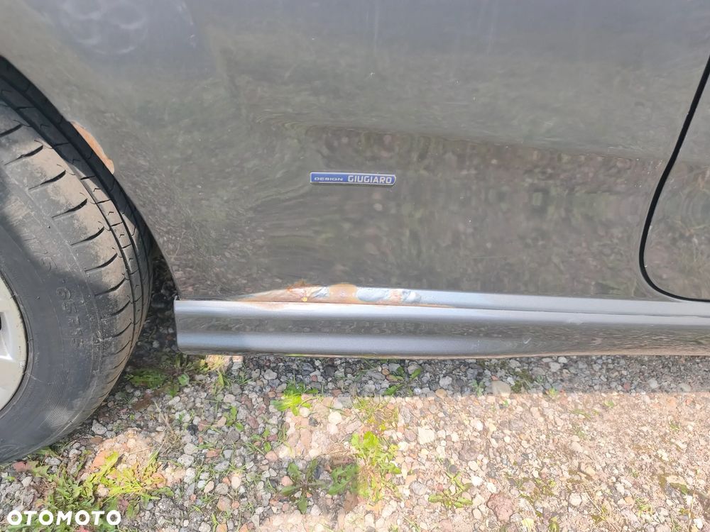 Fiat Grande Punto 1.4 8V - 10