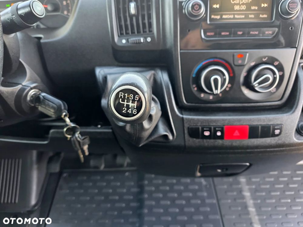 Peugeot BOXER 2,2 HDI 140 KONNY KONTENER 4,3M WINDA KLIMA WEBASTO LEDY GWARANCJA - 27