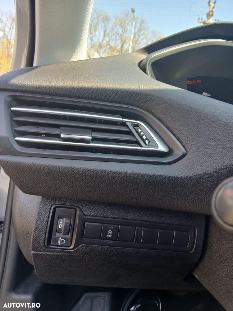 Peugeot 308 1.2L PureTech S&S BVM6 Active Pack - 15