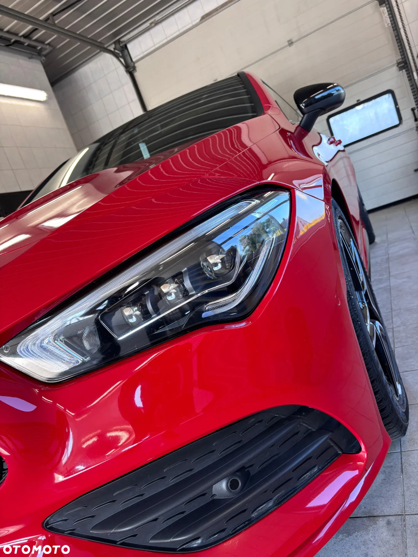 Mercedes-Benz CLA 220 4-Matic AMG Line 7G-DCT - 4