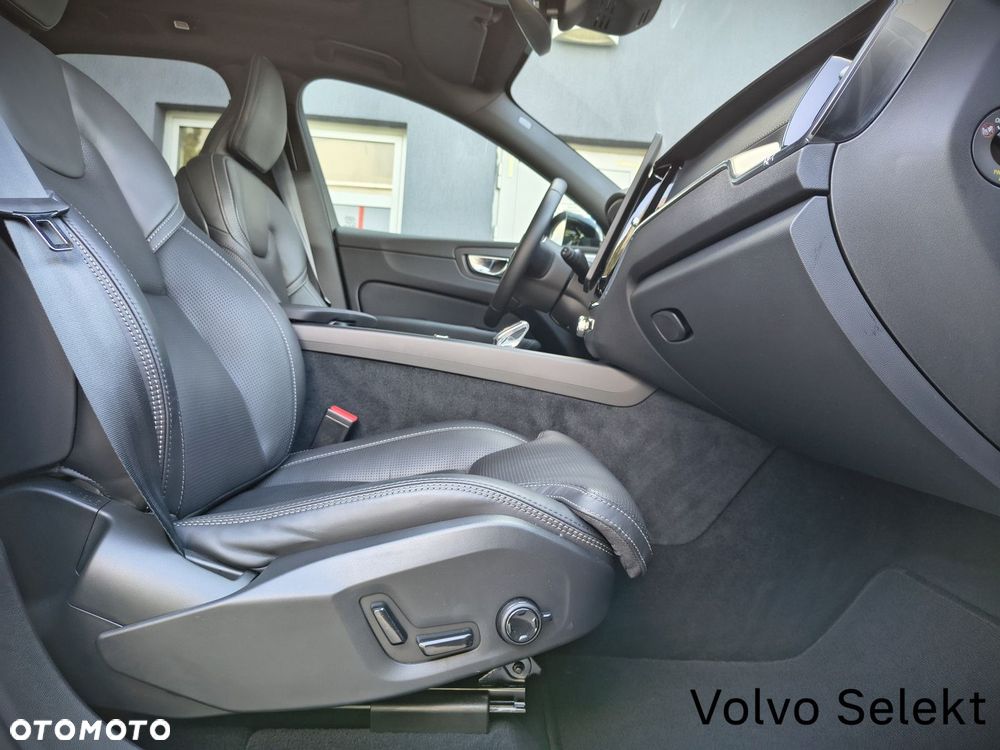 Volvo XC 60 - 25