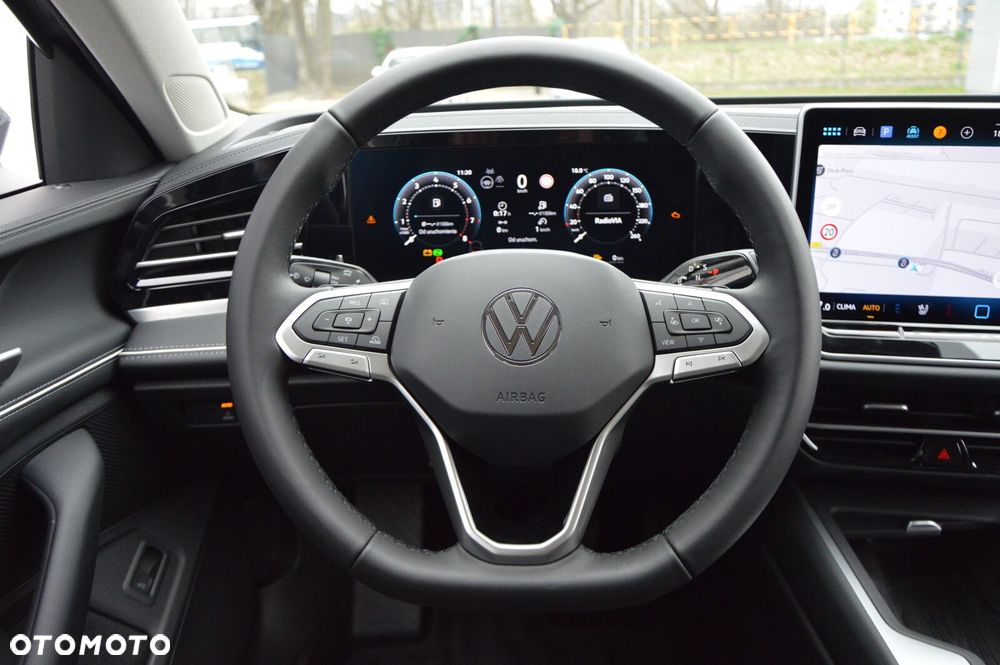 Volkswagen Passat Variant 2.0 TSI Business Plus DSG - 20