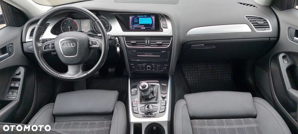 Audi A4 - 33
