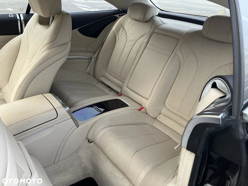 Mercedes-Benz Klasa S 500 Coupe 4-Matic 7G-TRONIC - 8