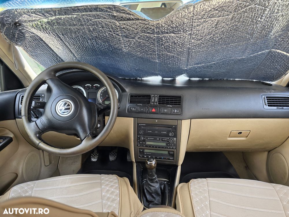 Volkswagen Bora 1.6 Comfortline - 5