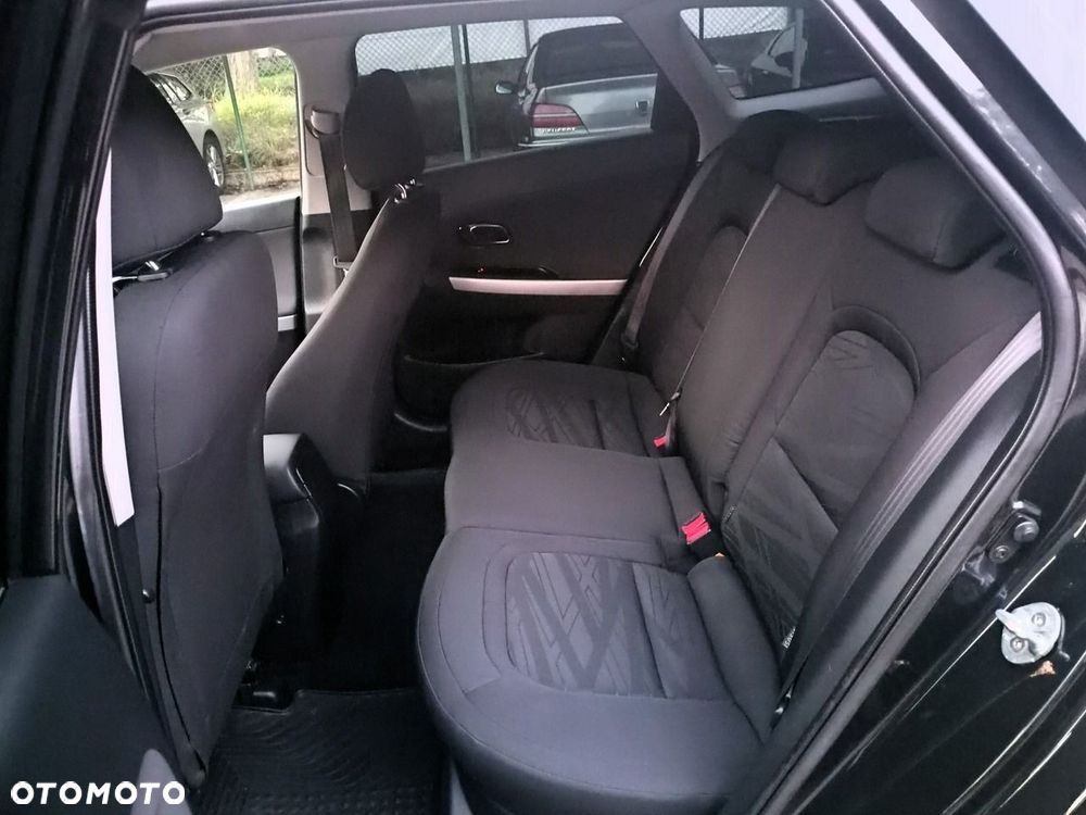 Kia Ceed - 15