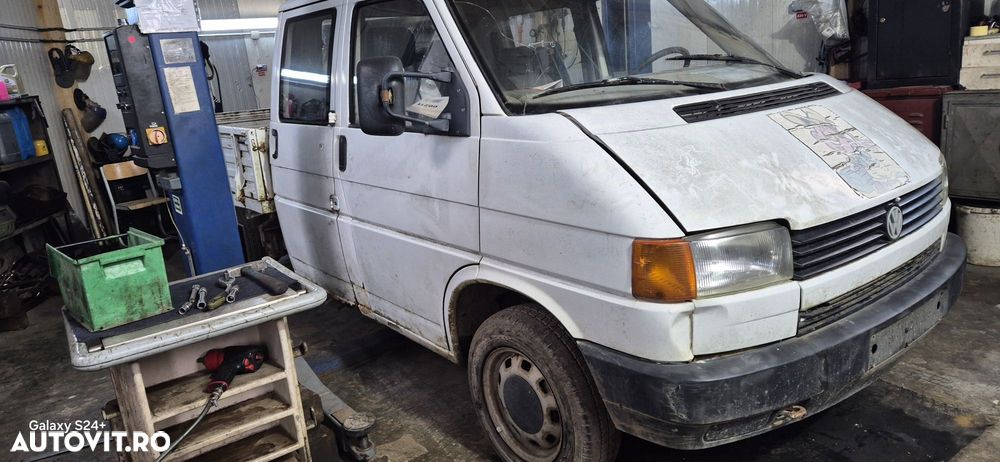 Dezmembram Volkswagen T4 2.4 AAB - 3