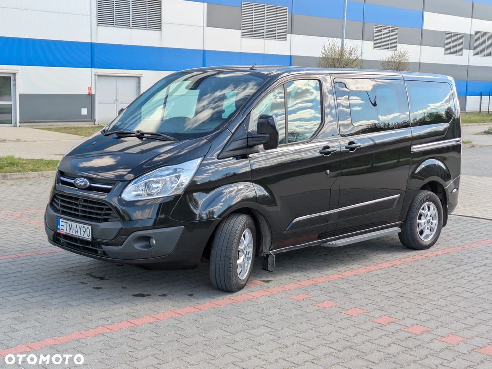 Ford Tourneo Custom Tourneo 300 L1 Titanium - 4