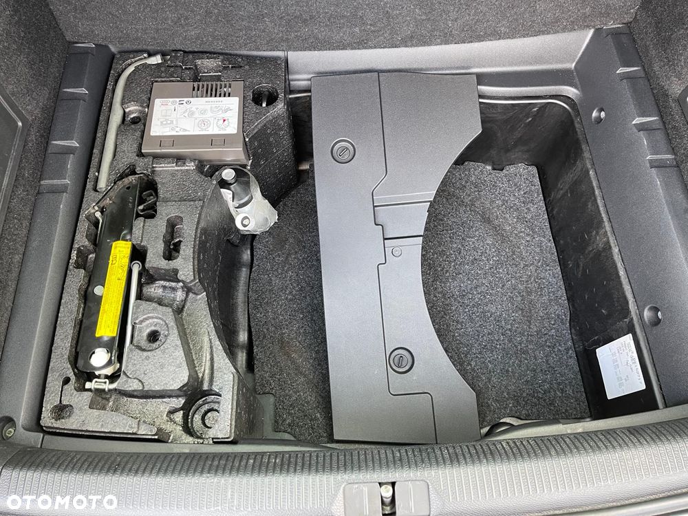 Volkswagen Passat 2.0 TDI Comfortline - 10