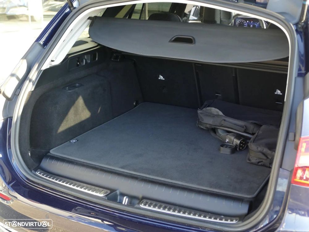 Mercedes-Benz C 300 e Avantgarde - 16