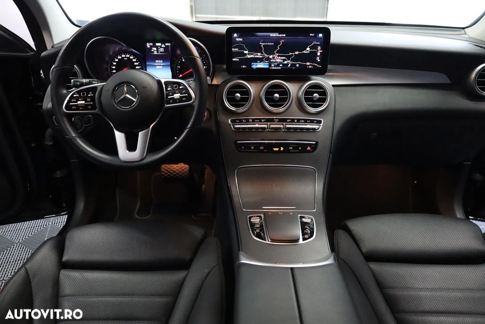 Mercedes-Benz GLC - 13