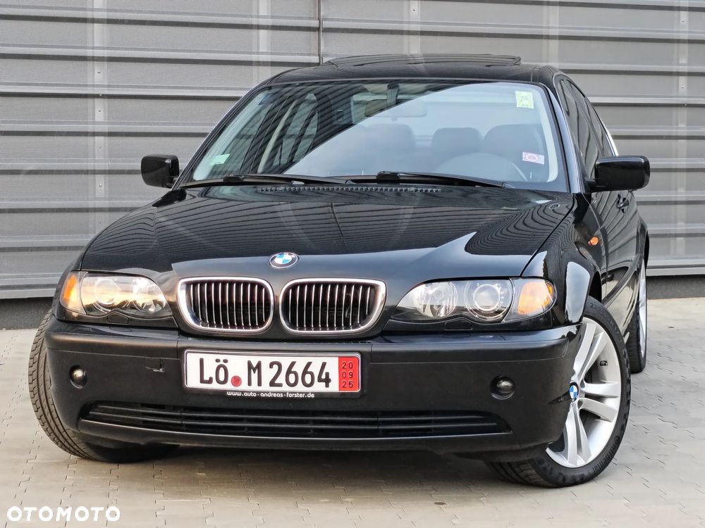 BMW Seria 3 325i Edition Exclusive - 11