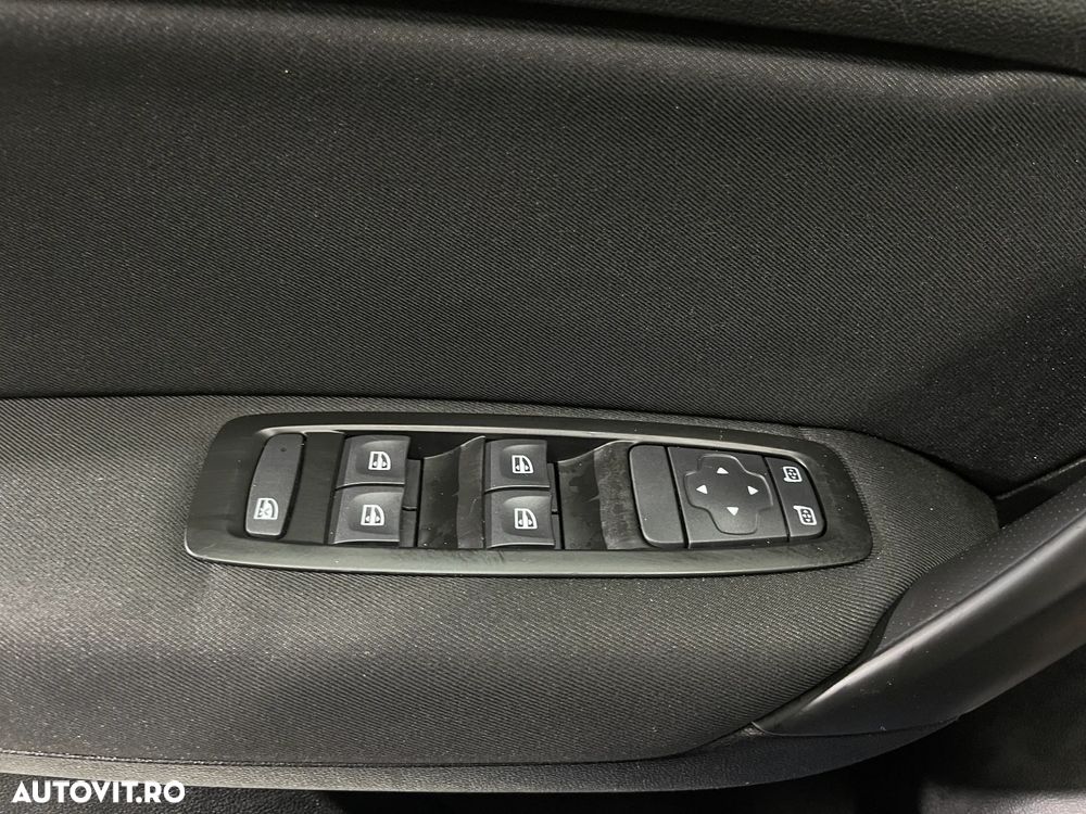 Renault Megane Blue dCi 116 EDC Zen - 16