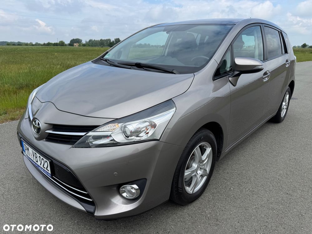 Toyota Verso 1.8 5-Sitzer Skyview Edition - 18