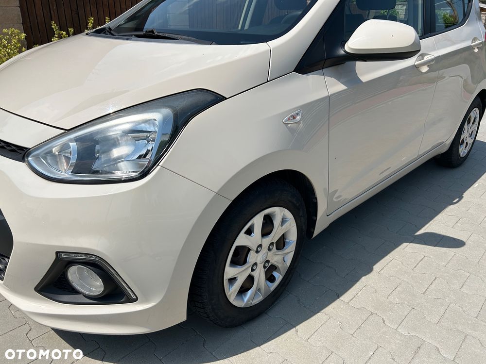 Hyundai i10 - 12
