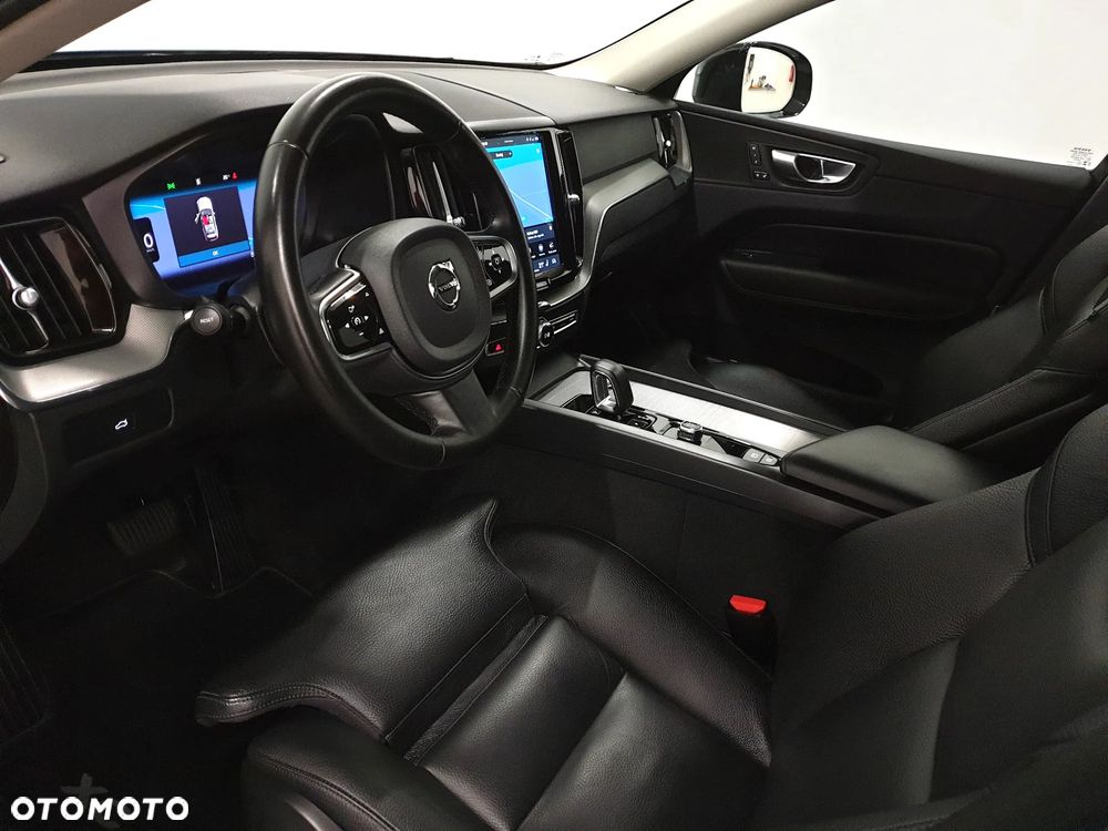 Volvo XC 60 B4 D Geartronic RDesign - 9