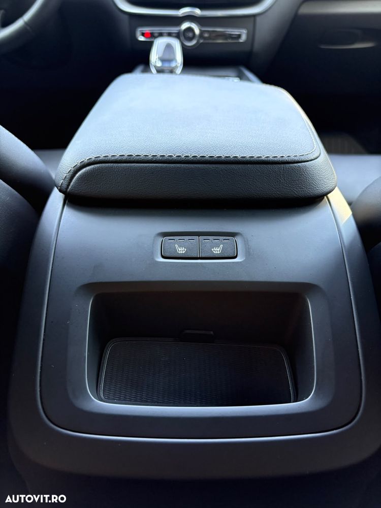 Volvo XC 60 T8 AWD Recharge Ultimate Black Edition - 15