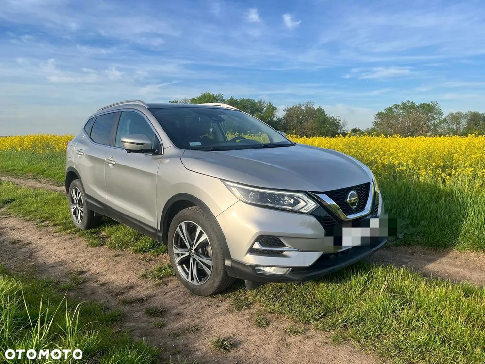 Nissan Qashqai 1.3 DIG-T N-Connecta - 1