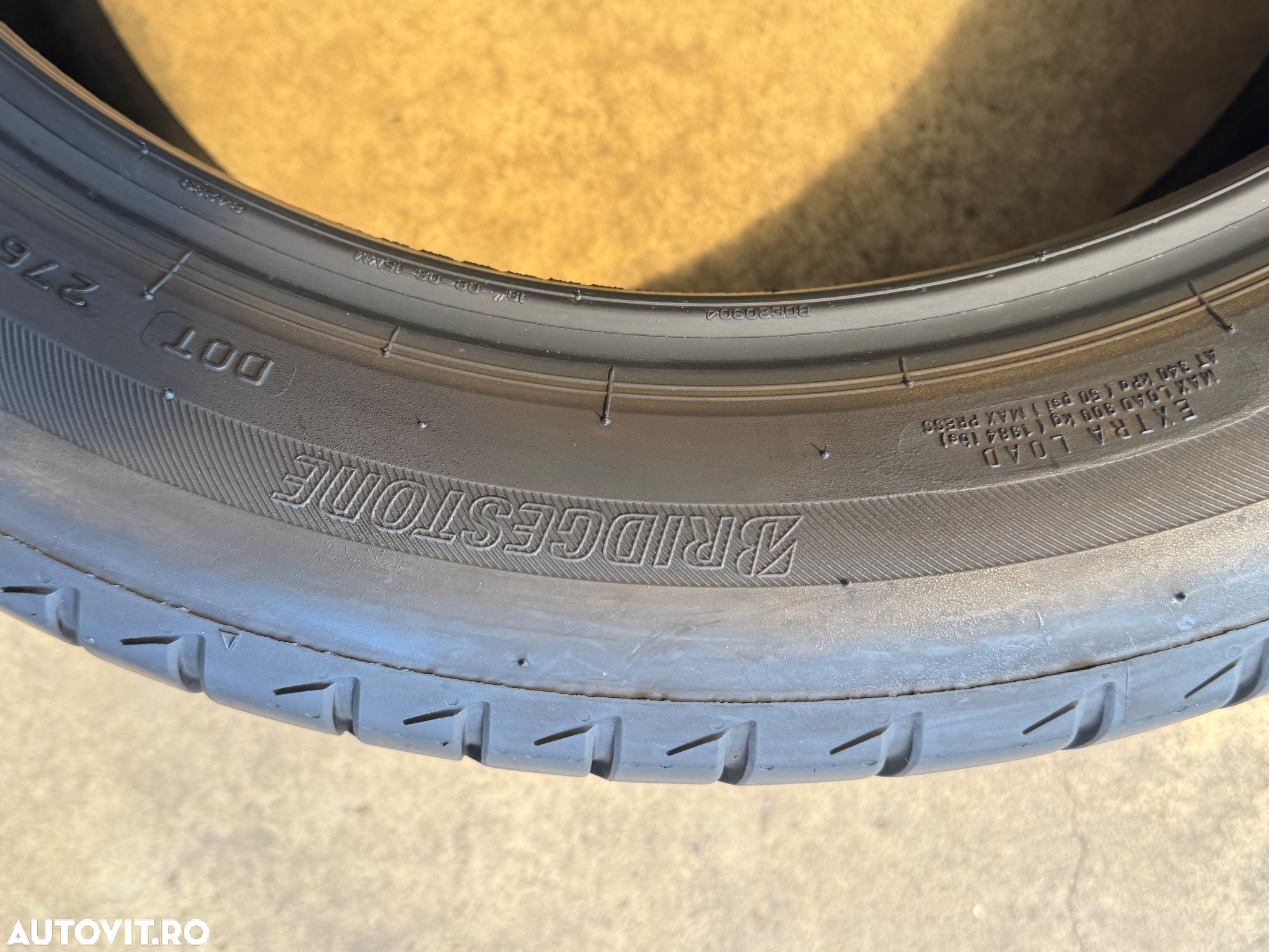 Vând 2 anvelope 255/45/19 bridgestone de vară foarte bune - 5