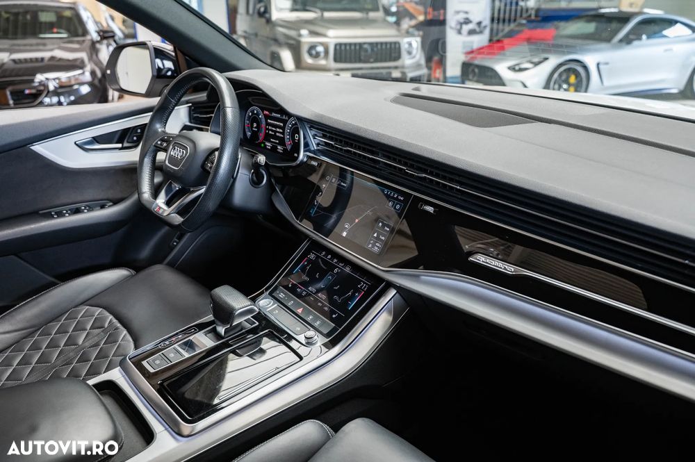 Audi Q8 50 TDI quattro Tiptronic - 32