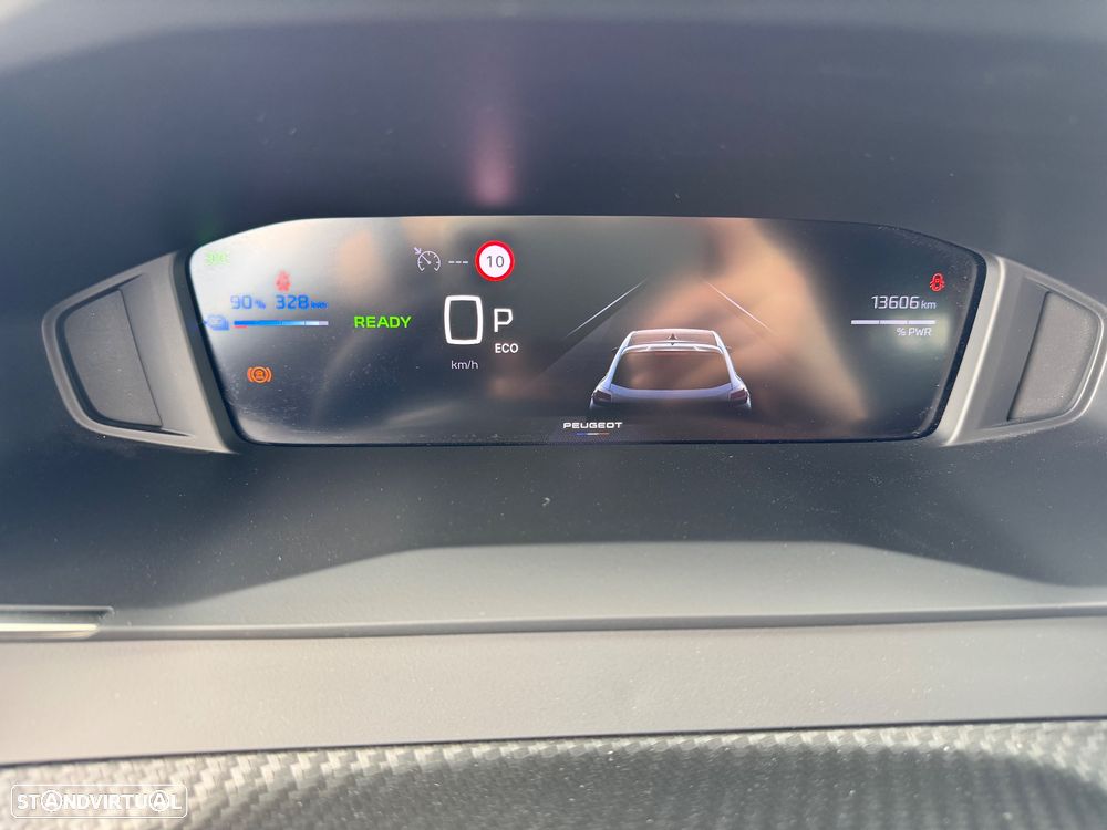 Peugeot e-208 Allure - 21
