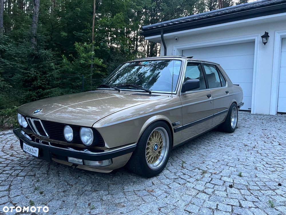 BMW Seria 5 - 1