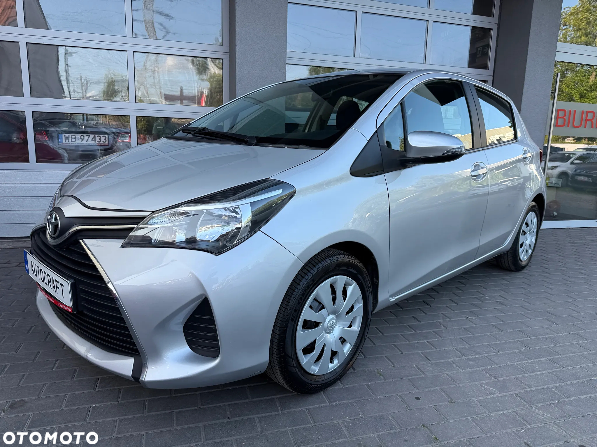 Toyota Yaris 1.0 Active EU6 - 3