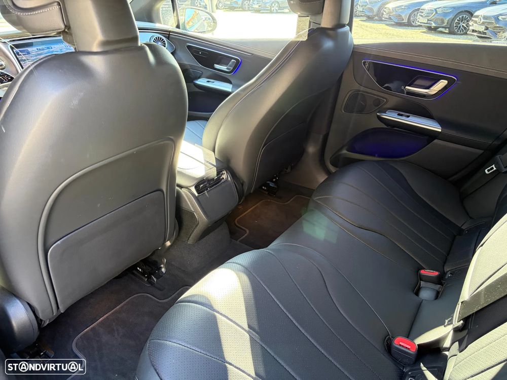 Mercedes-Benz EQE 350 - 12