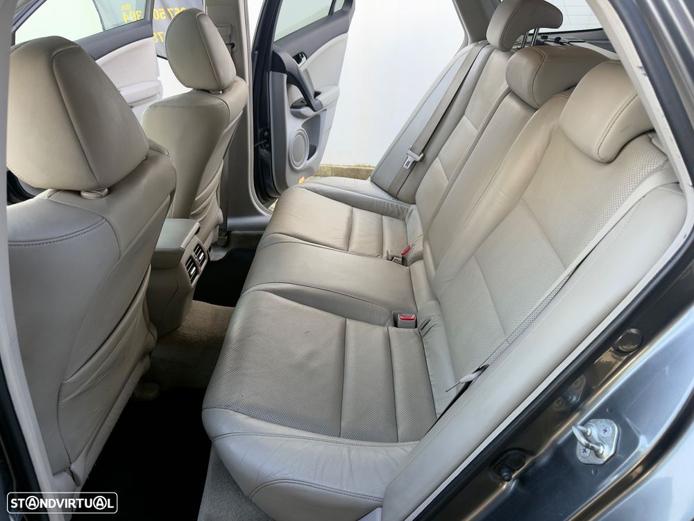 Honda Accord Tourer 2.2 i-DTEC Executive Navi E.Limitada - 49