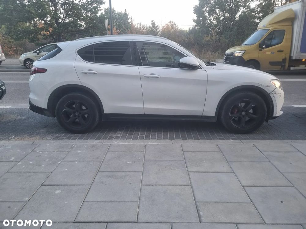 Alfa Romeo Stelvio 2.0 Turbo Executive Q4 - 12