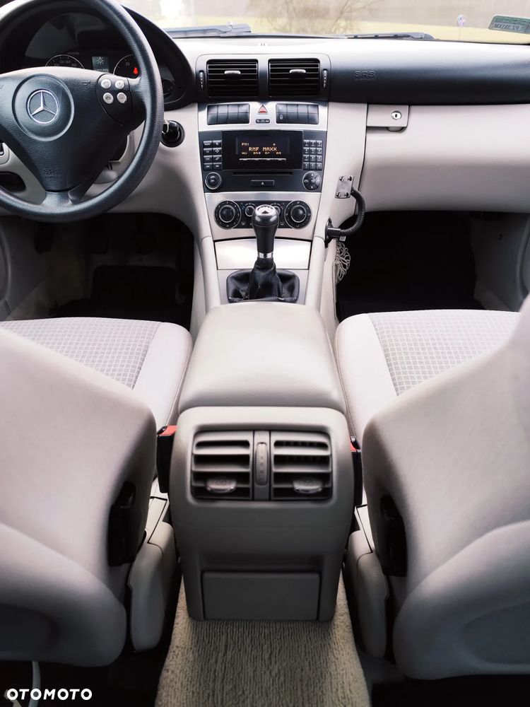 Mercedes-Benz Klasa C - 17