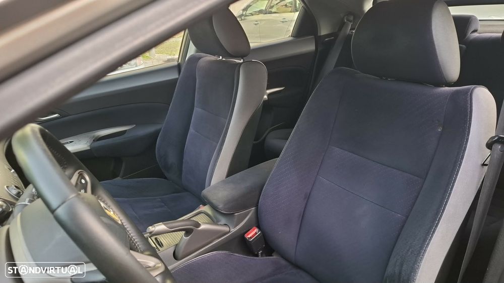 Honda Civic 1.4 Comfort - 8