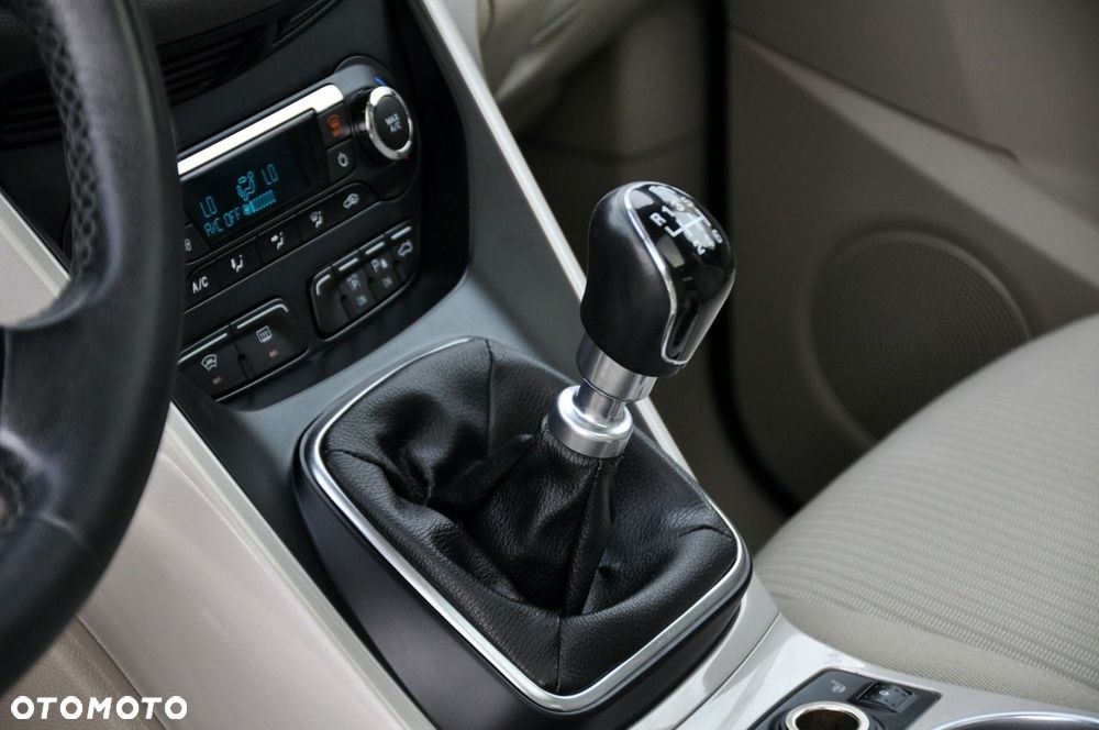 Ford Grand C-MAX - 36