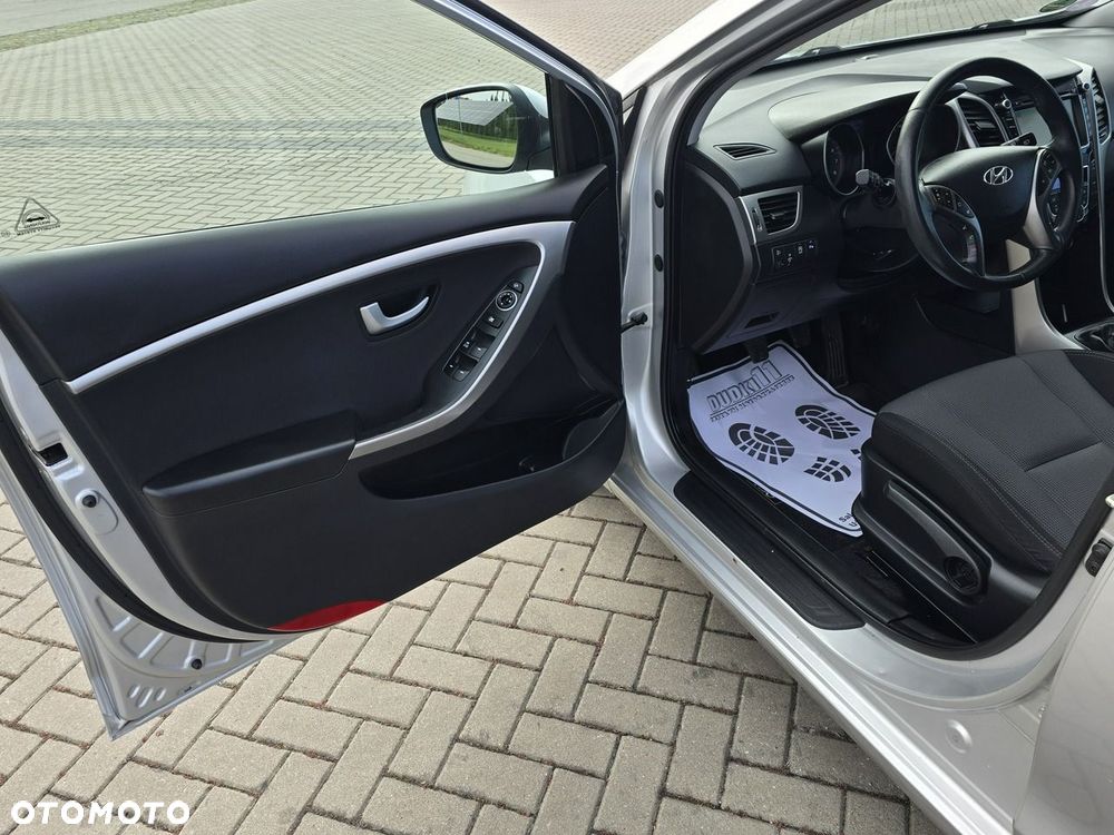 Hyundai i30 - 16