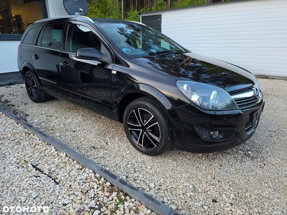 Opel Astra 1.8 Innovation 110 Jahre - 7