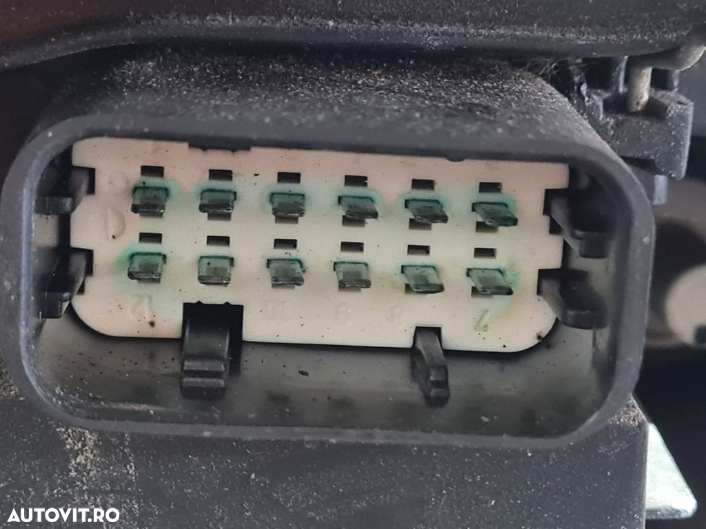 Far Dreapta Porsche Cayenne 2002 - 2006 SUV 4 Usi (935) Xenon - 4
