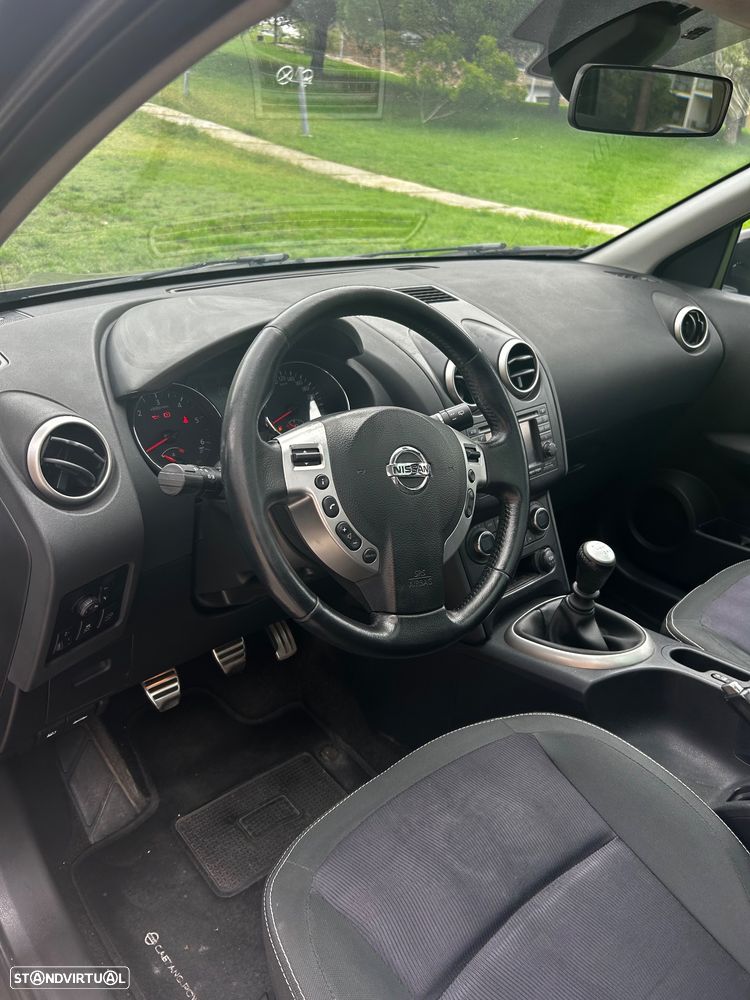 Nissan Qashqai +2 1.6 dCi Tekna Premium 18 360 - 16
