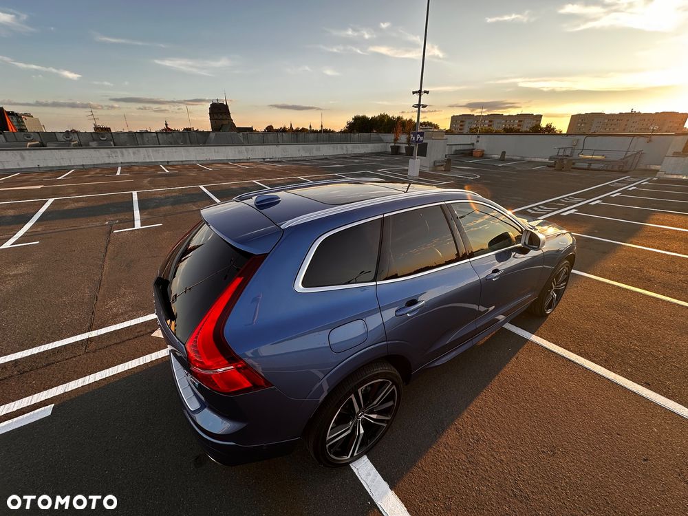 Volvo XC 60 T5 AWD R-Design - 6