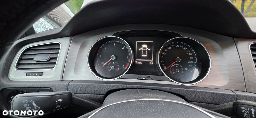 Volkswagen Golf - 14