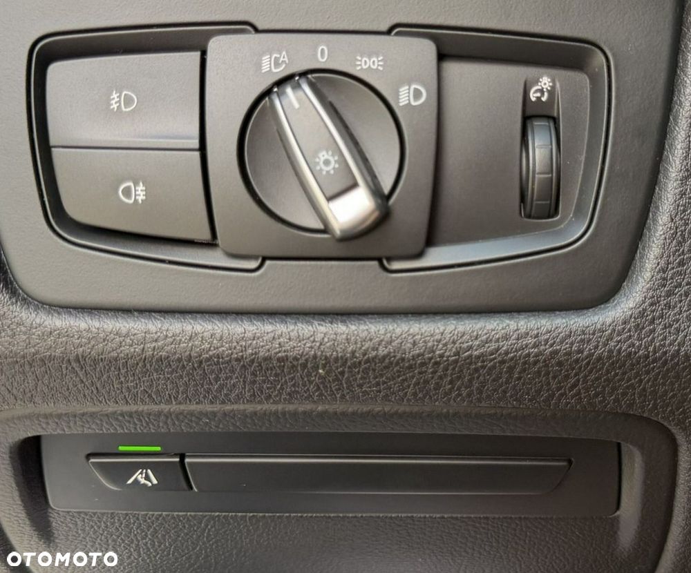 BMW Seria 3 - 21
