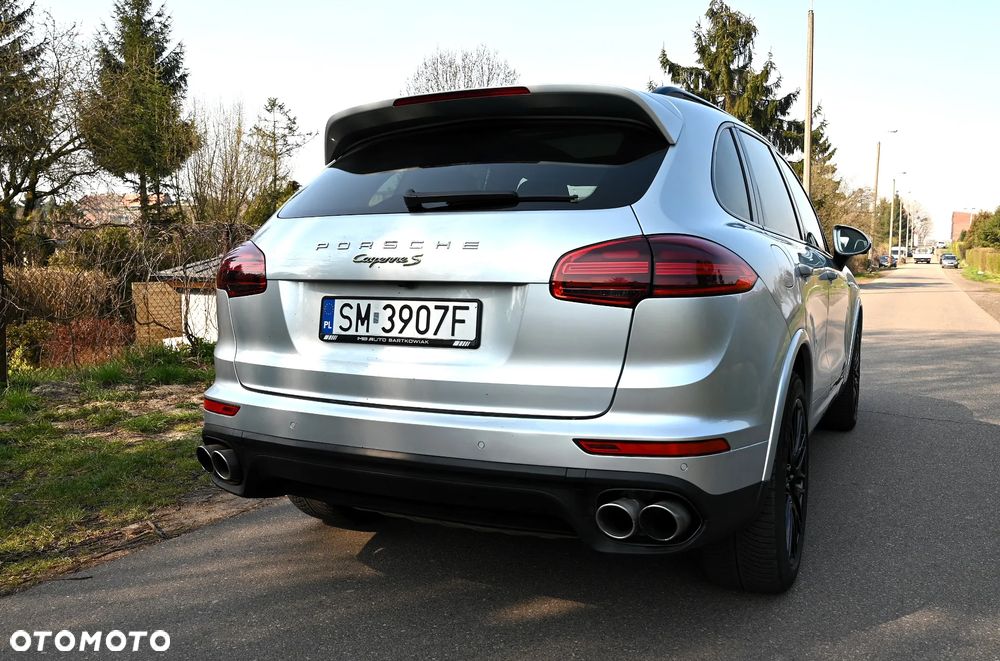 Porsche Cayenne - 17