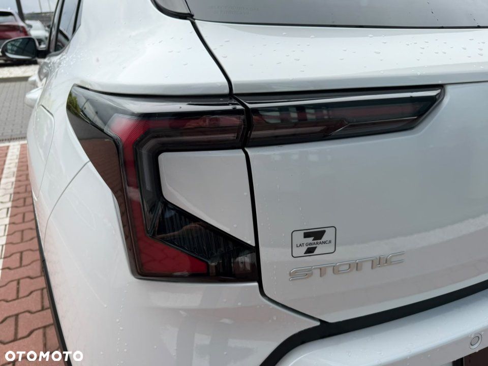 Kia Stonic - 19