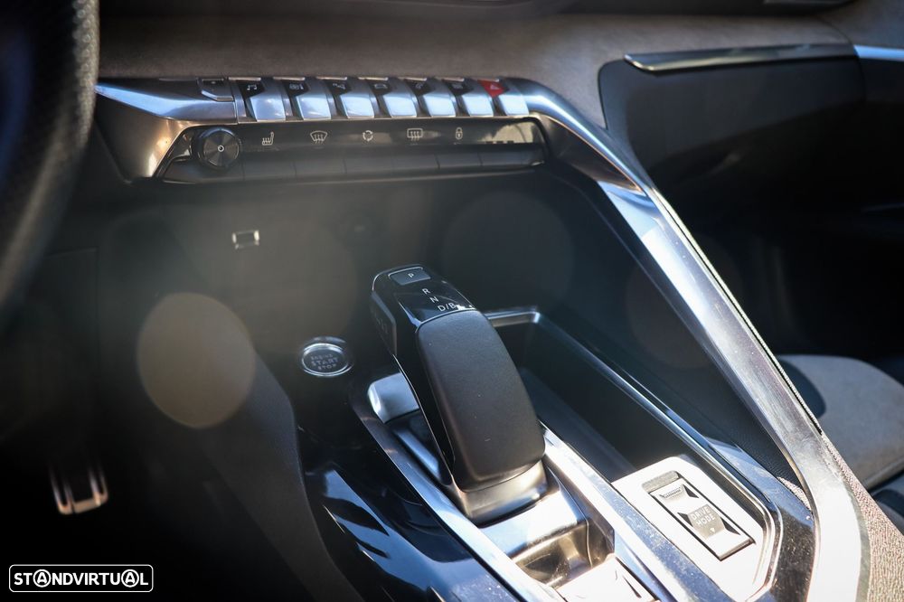 Peugeot 3008 1.6 Hybrid4 GT e-EAT8 — photo 5