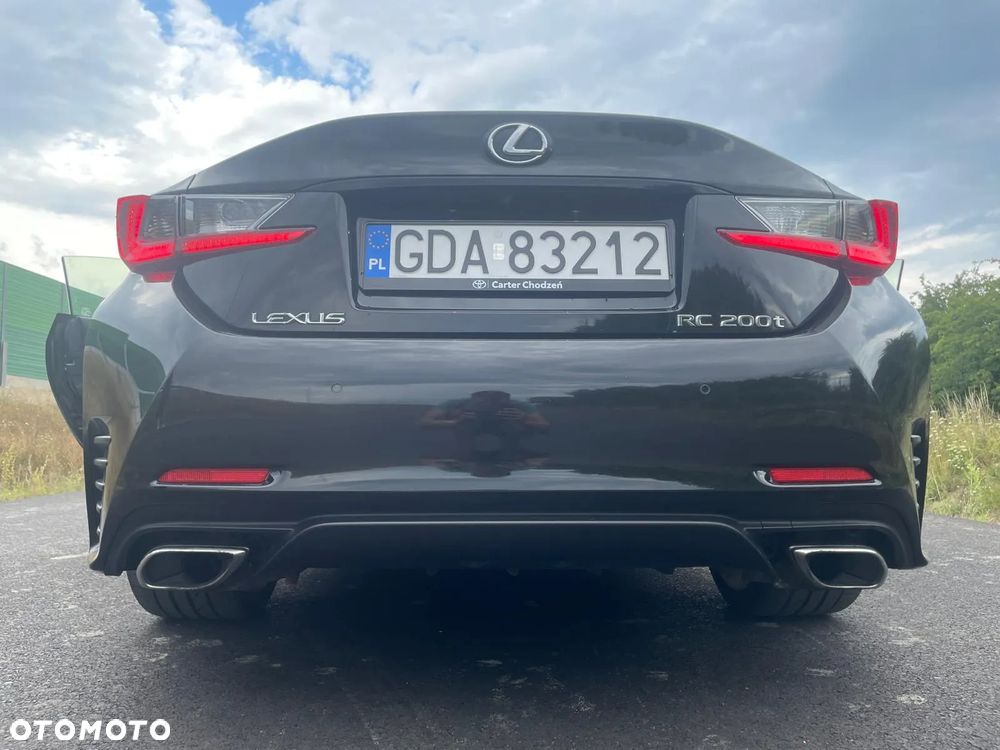 Lexus RC 200t / 300 F Sport - 11