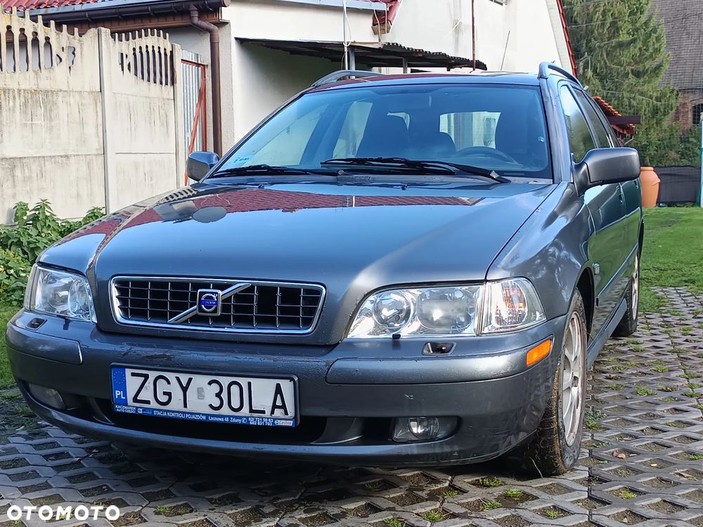 Volvo V40 2004 photo 4