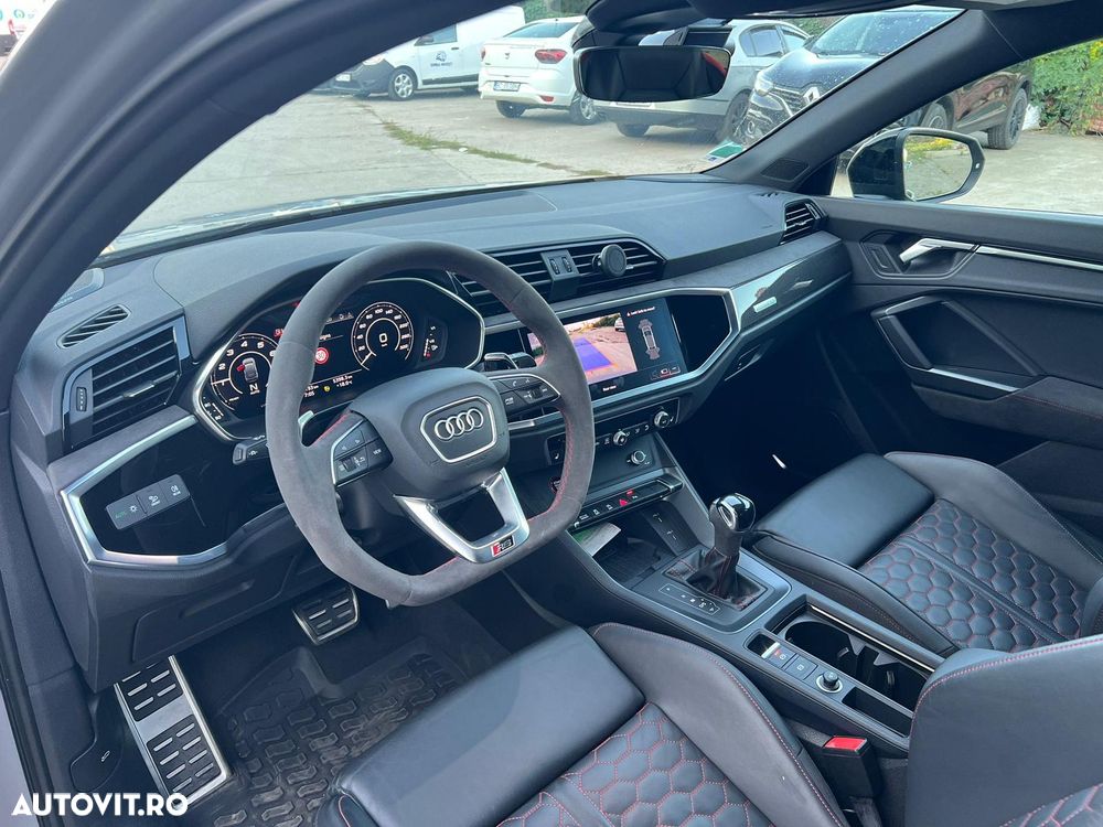 Audi RS Q3 RSQ3 2.5 TFSI quattro S tronic - 9