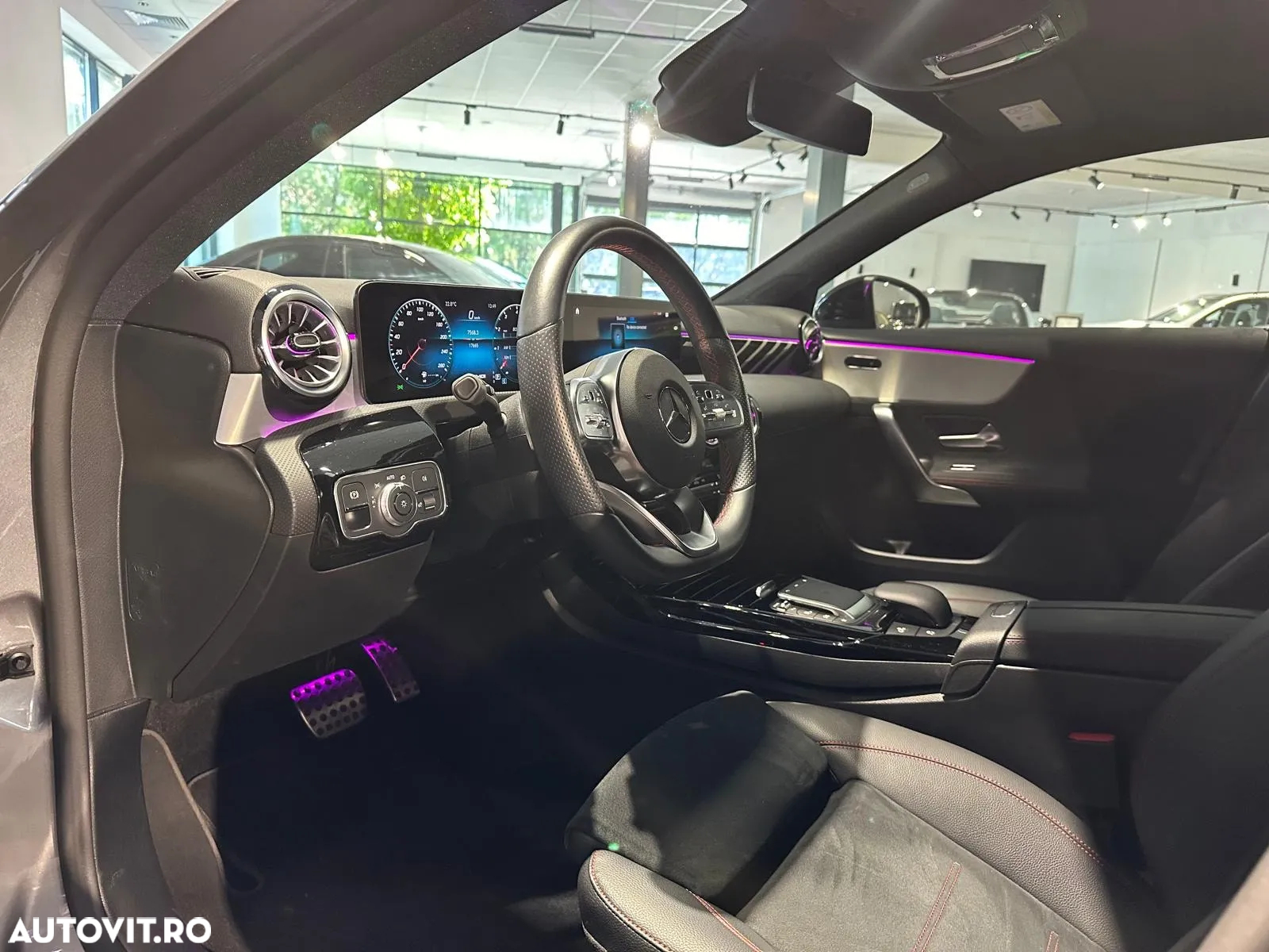 Mercedes-Benz A AMG 35 4MATIC MHEV 8G-DCT - 14